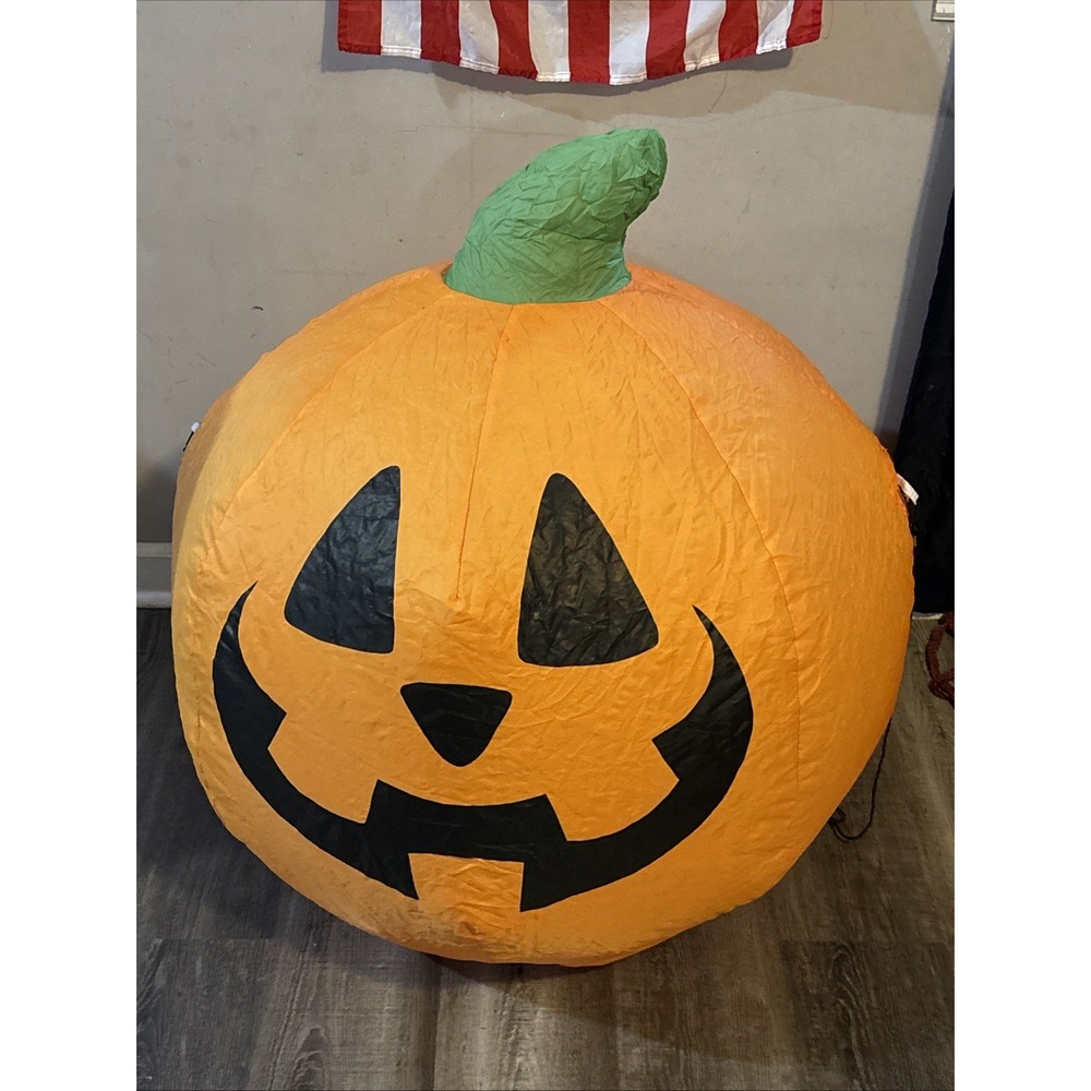Halloween Pumpkin Inflatable Outdoor Yard Decoration Jack-O-Lantern 33 Inch